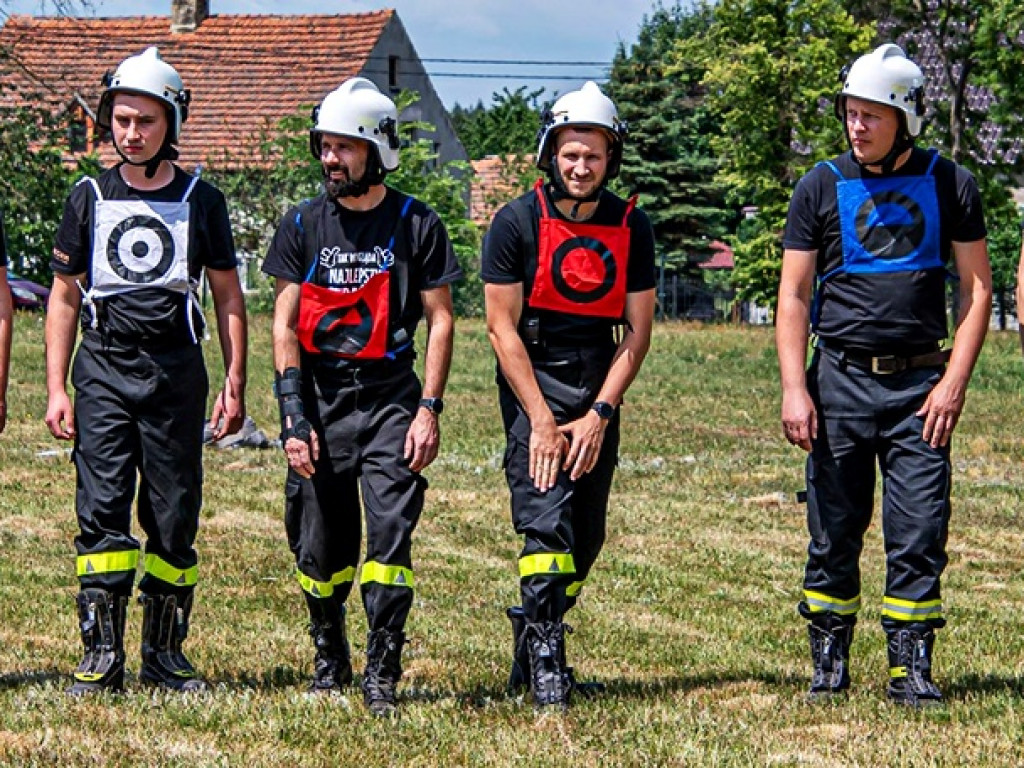 Zawody pożarnicze w Piotrowicach [FOTO]