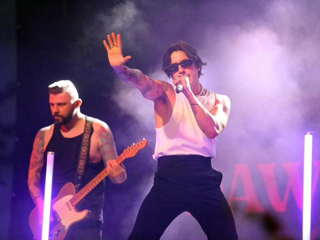 Tłumy pod sceną! Kwiatkowski do fanów: Dziękuję za poświęcenie, doceniam to! [ZDJĘCIA]