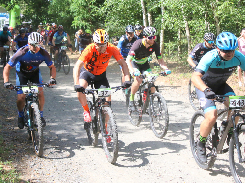 Górscy kolarze na trasie