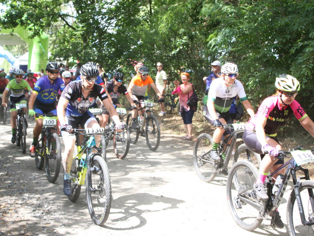 Górscy kolarze na trasie