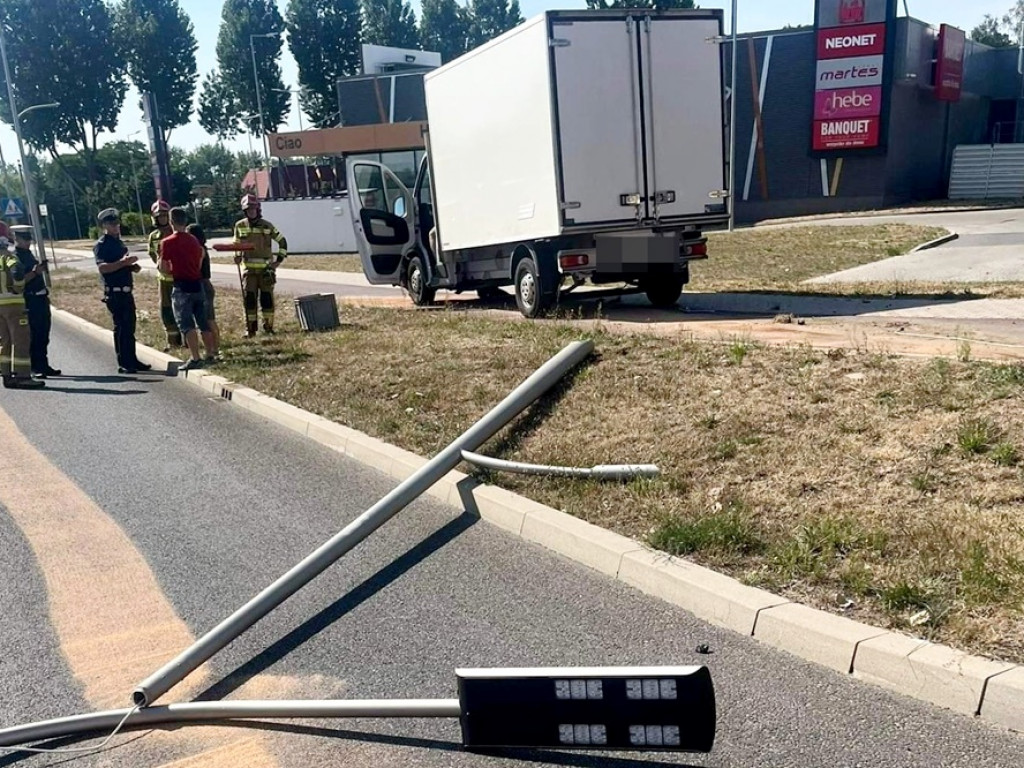 Dwa zderzenia na jednej drodze