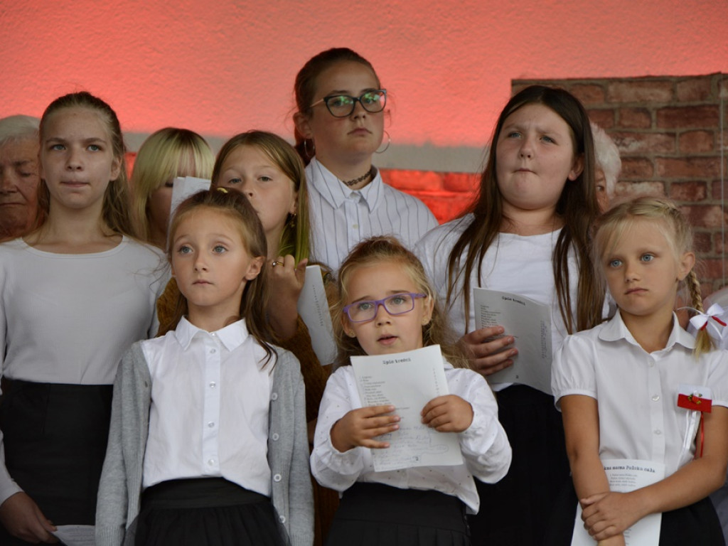 Pamiętamy, więc śpiewamy. Koncert w amfiteatrze [Zdjęcia]