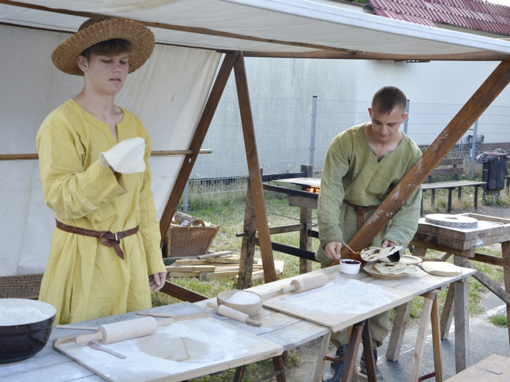 Piknik historyczny w Kłobuczynie [Zdjęcia]