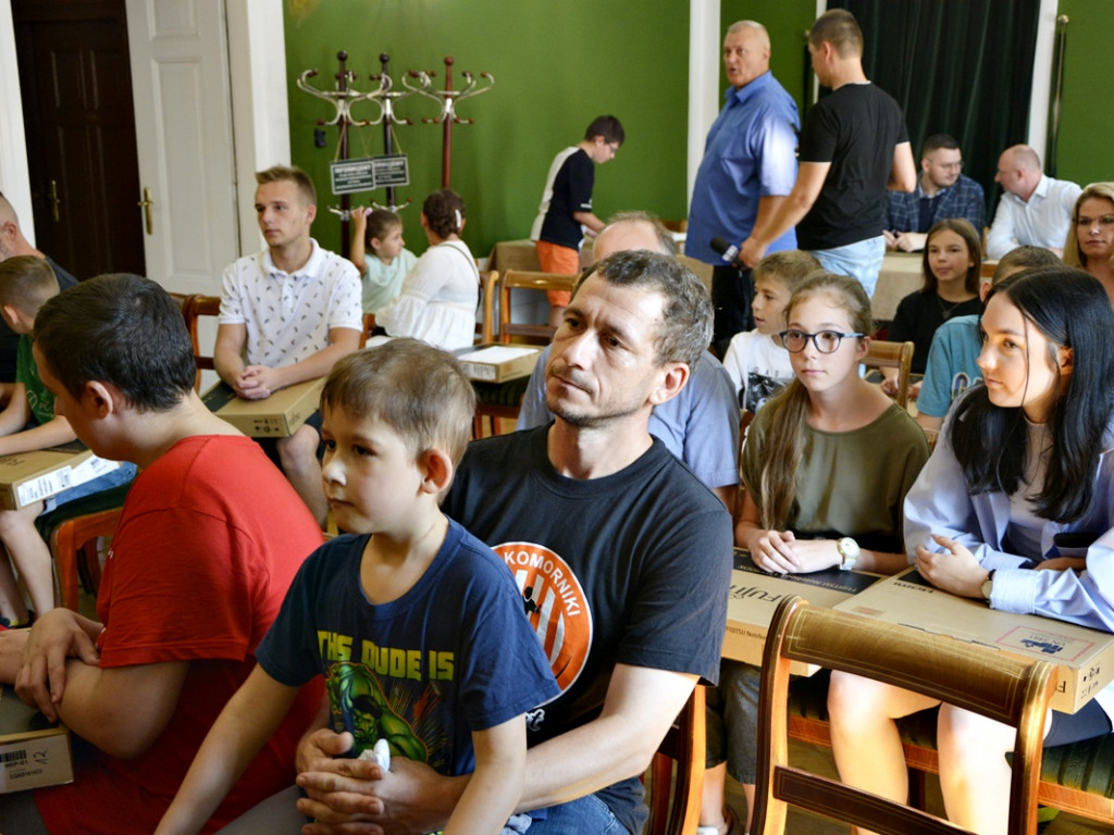 Pierwsze komputery już rozdane. Granty PPGR [Zdjęcia]
