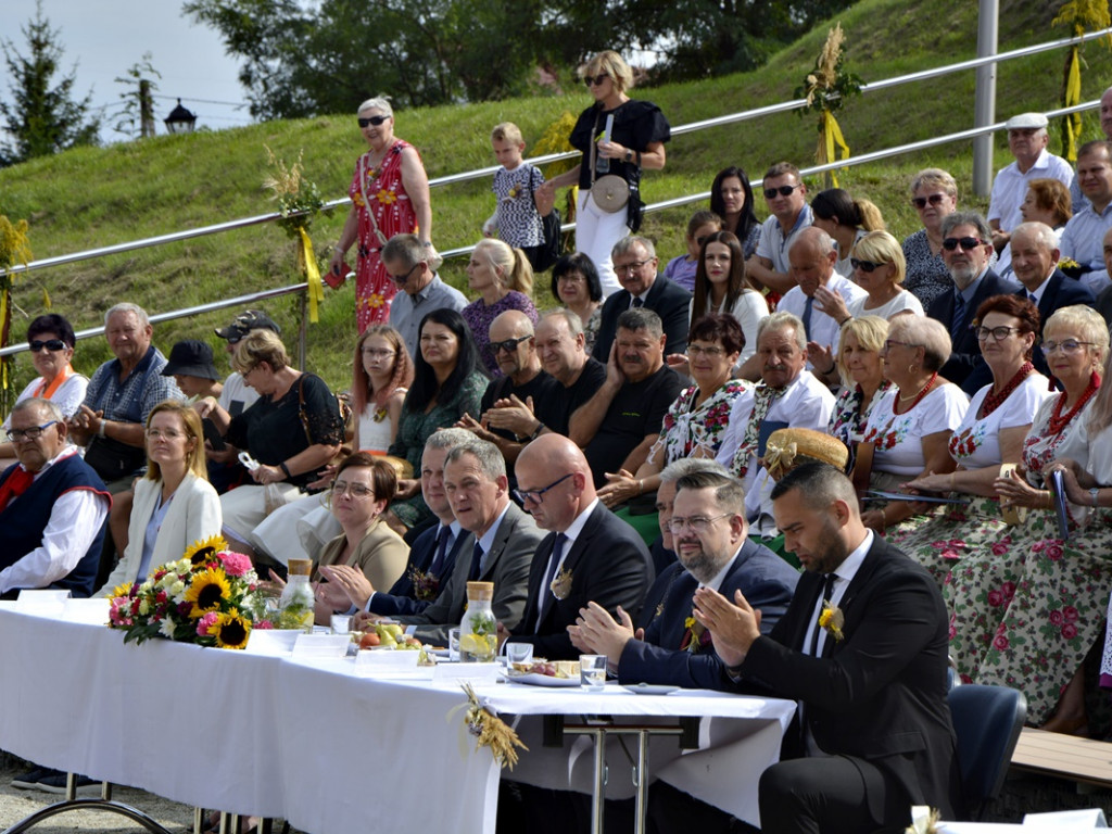 Dożynki powiatowe w Grodowcu [Zdjęcia]