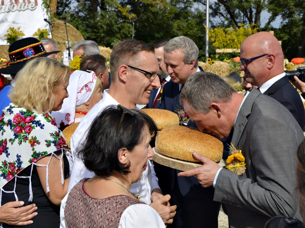 Dożynki powiatowe w Grodowcu [Zdjęcia]