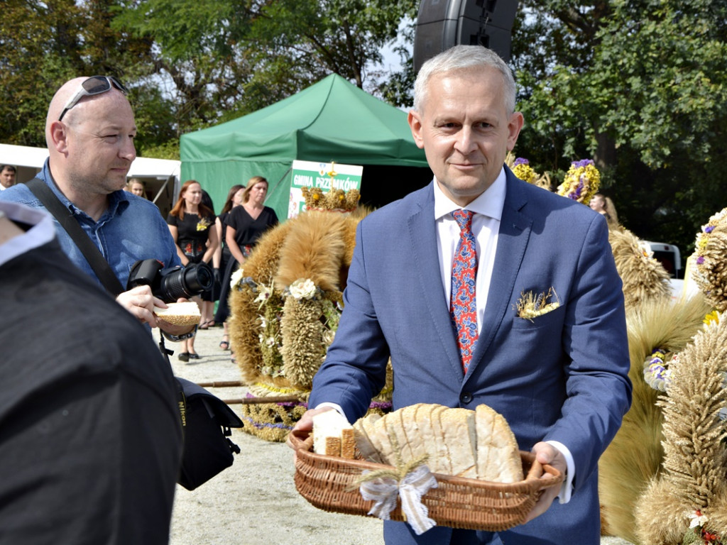Dożynki powiatowe w Grodowcu [Zdjęcia]