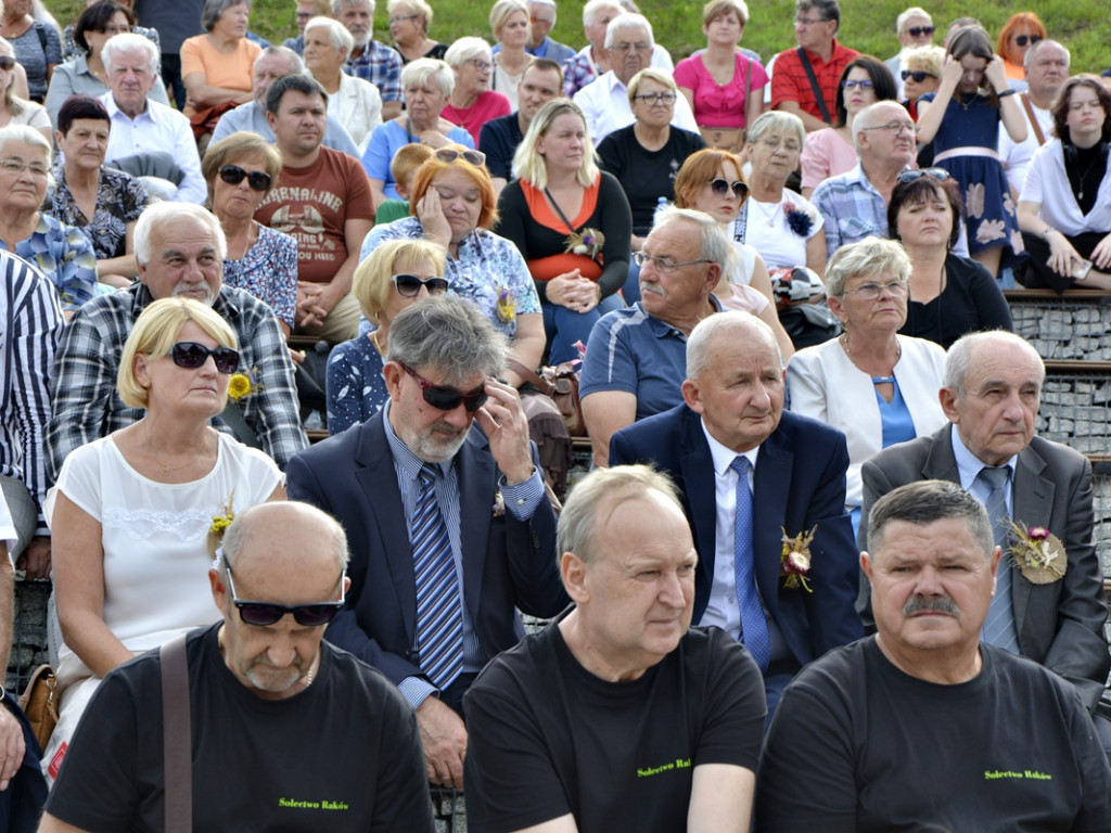 Dożynki powiatowe w Grodowcu [Zdjęcia]