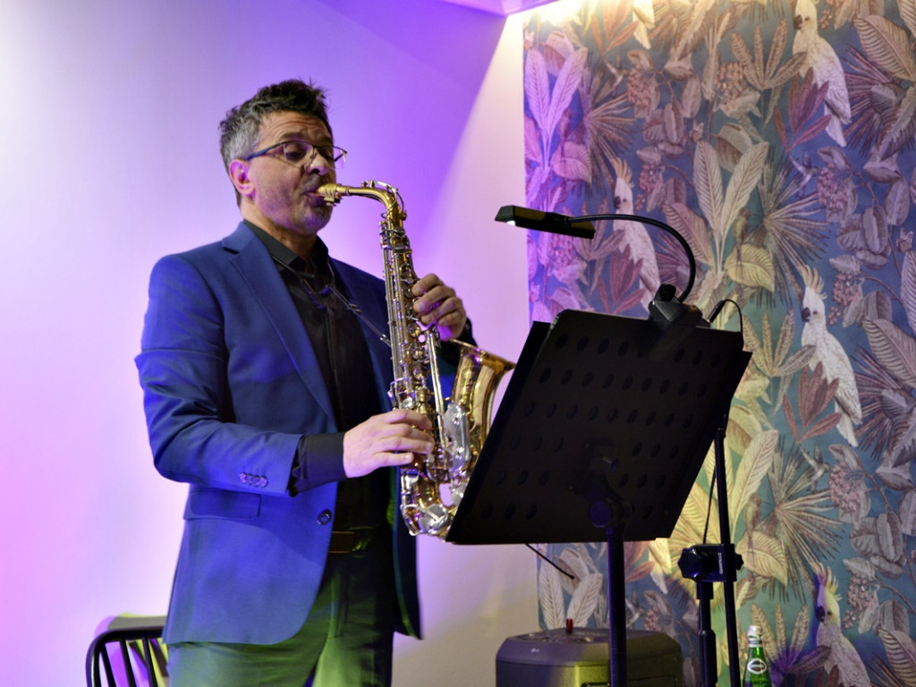 Muzyka przy kawie. Koncert w Salonie [Zdjęcia]