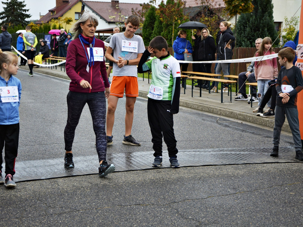 XIII Bieg Papieski w Radwanicach. Wystartowali dla Krzysztofa [Zdjęcia]