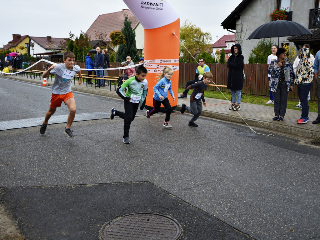 XIII Bieg Papieski w Radwanicach. Wystartowali dla Krzysztofa [Zdjęcia]