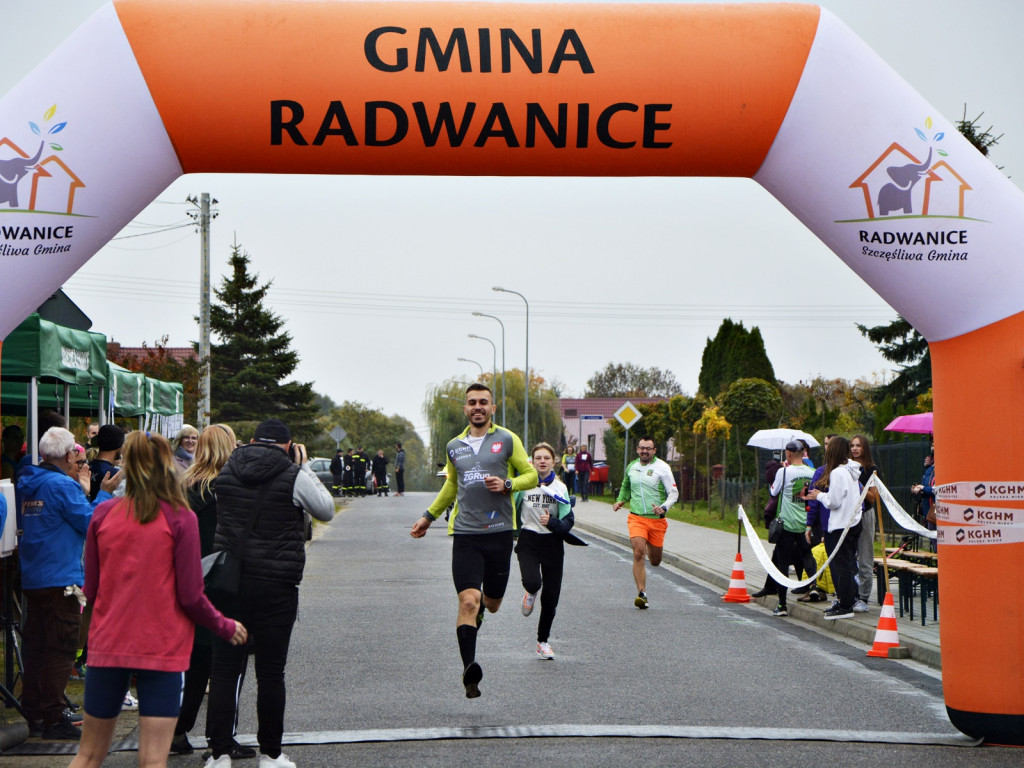 XIII Bieg Papieski w Radwanicach. Wystartowali dla Krzysztofa [Zdjęcia]