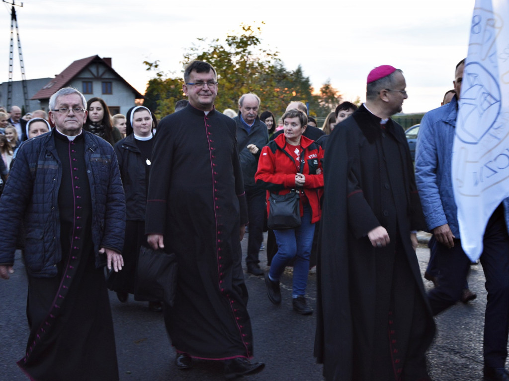 Wielka biesiada w Kłobuczynie. To z okazji 800-lecia [Zdjęcia]