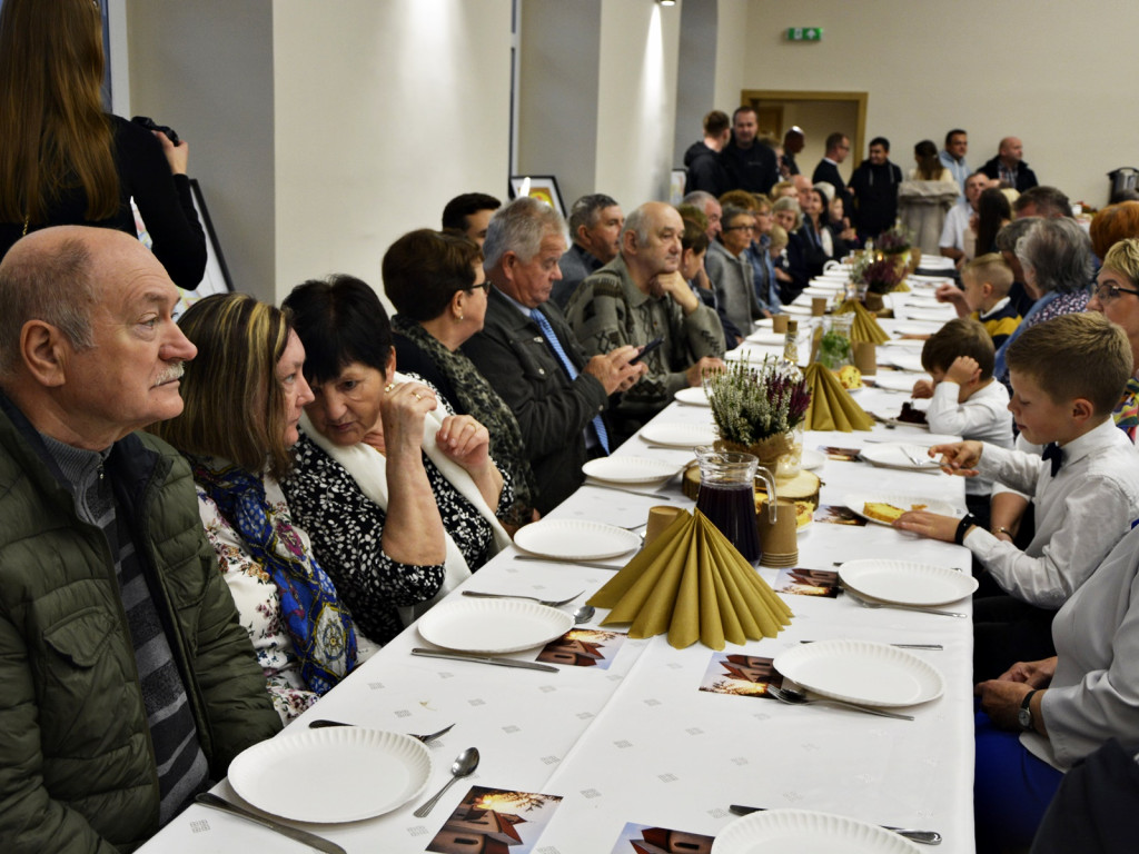 Wielka biesiada w Kłobuczynie. To z okazji 800-lecia [Zdjęcia]