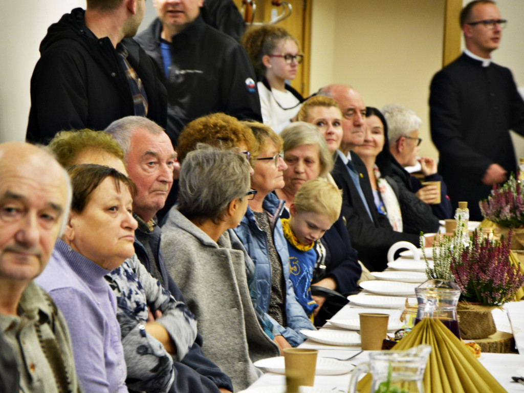 Wielka biesiada w Kłobuczynie. To z okazji 800-lecia [Zdjęcia]