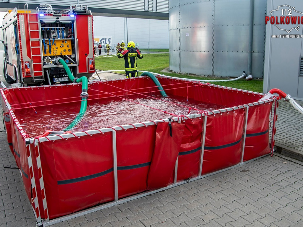Pożar, wypadek... Strażacy ćwiczyli w CCC [Zdjęcia]