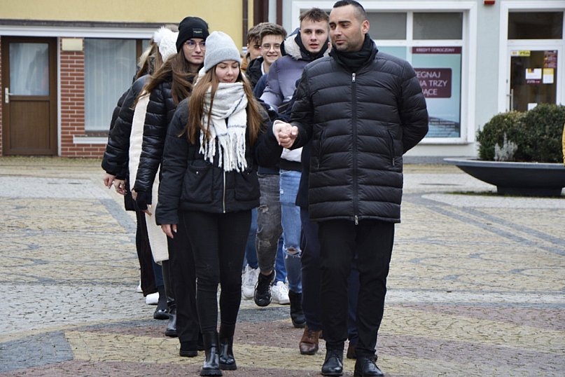 Polonez na polkowickim rynku [Zdjęcia]