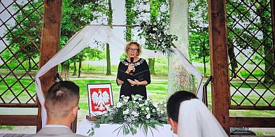 Śluby plenerowe w gminie Radwanice-32741