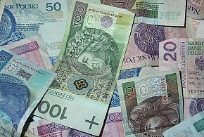 Przez lata dostawali zaniżoną emeryturę. Przełom dla tysięcy seniorów-34275
