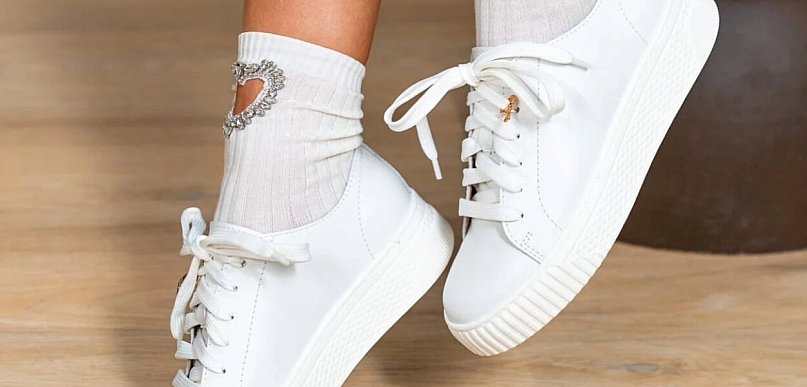 Sneakersy skóra naturalna – dlaczego to jeden z najlepszych wyborów